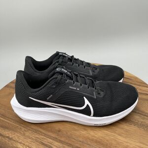 Nike Air Zoom Pegasus 40 Shoes Womens Size 9.5 Black Running Comfort Walking Gym